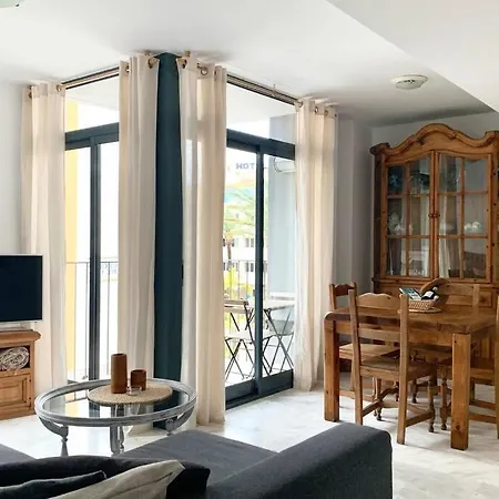 Bear - Beau With Sea View In Near The アパート モライラ