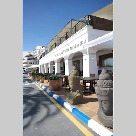 Bear - Beau With Sea View In Near The モライラ