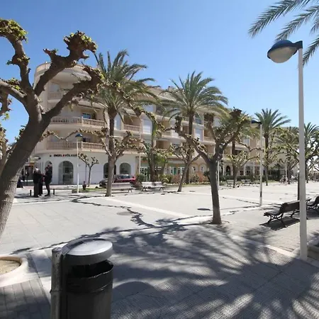 Bear - Beau With Sea View In Near The アパート